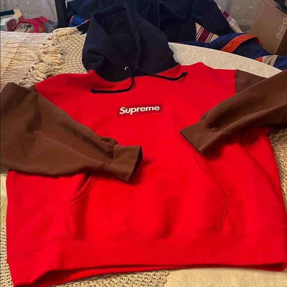 Supreme Box Logo Hooded Sweatshirt Multi FW24 Size XXL worn Supreme Box Logo Hooded Sweatshirt Multi FW24 Size XXL worn